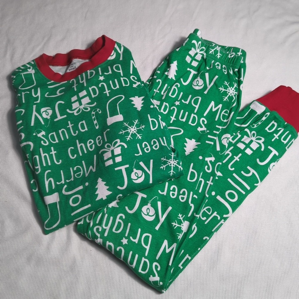 Carter's Adult Christmas Unisex Pajamas Small Green‎ Red Holiday Snug Fit 391